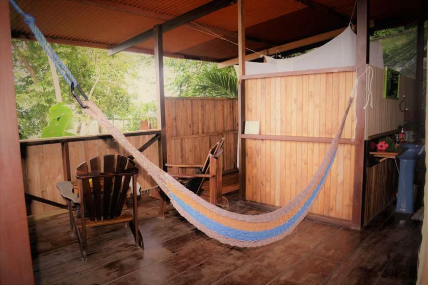 Lookout Inn Beach Rain-Forest Eco Lodge Carate Exterior foto